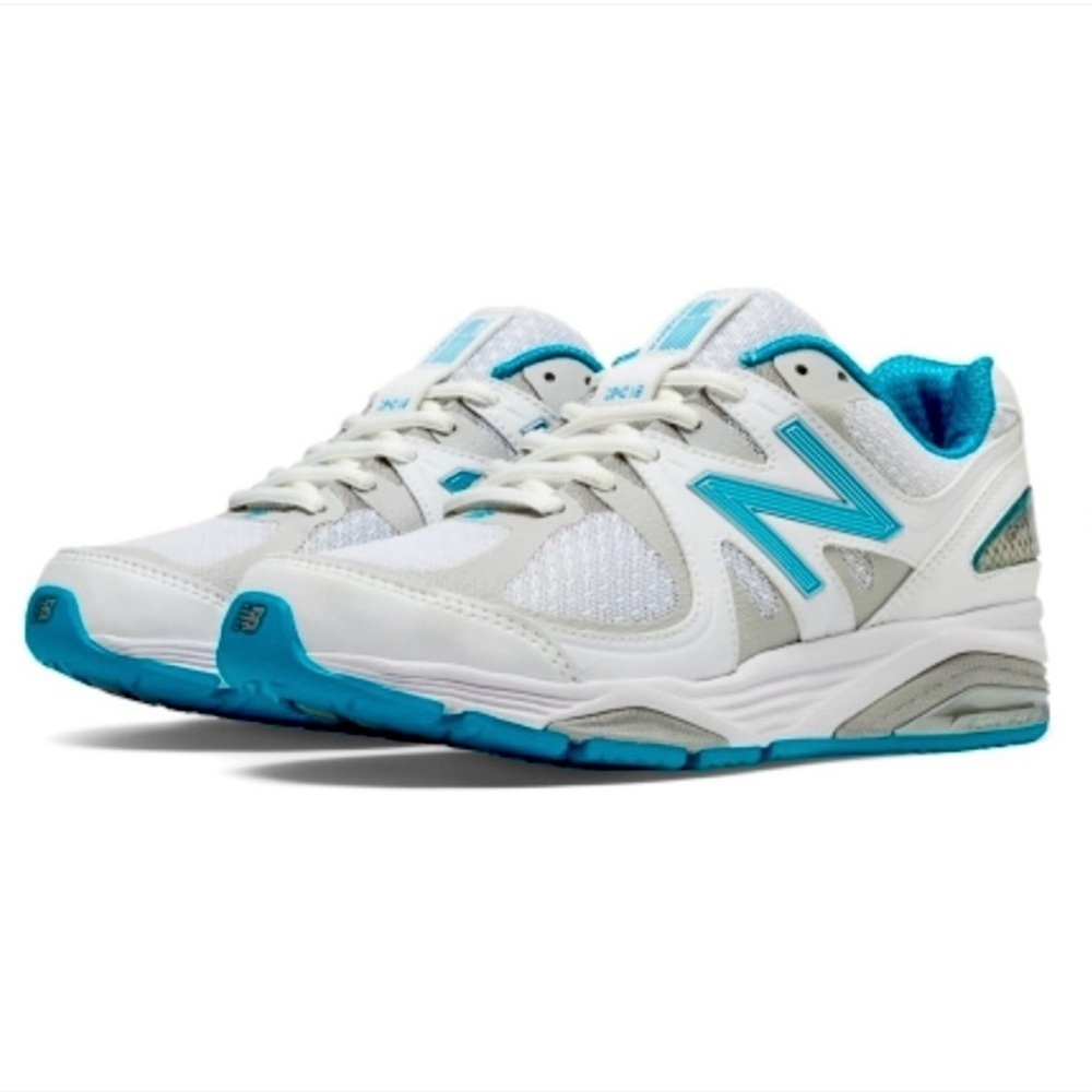 NEW BALANCE Women's W1540V2 Running
Shoe, size 8